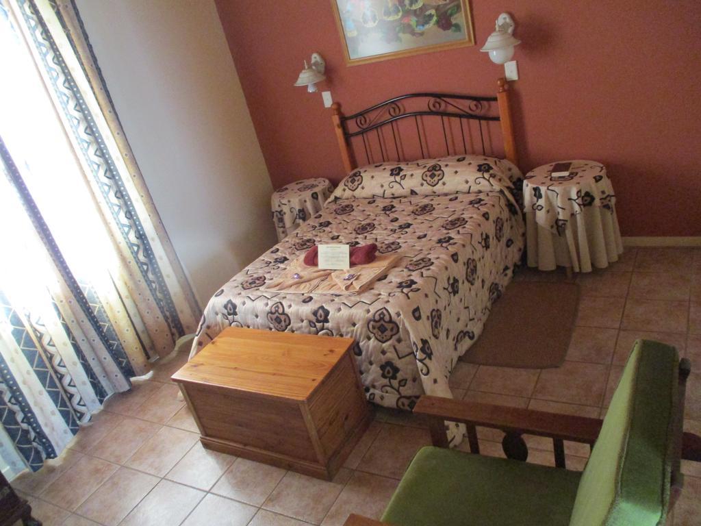 Van Rhyn Guest House Vanrhynsdorp المظهر الخارجي الصورة