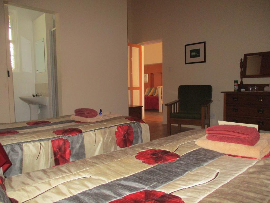 Van Rhyn Guest House Vanrhynsdorp المظهر الخارجي الصورة