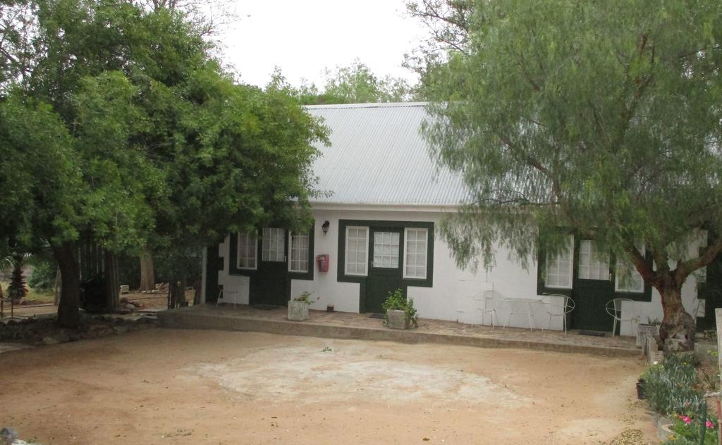 Van Rhyn Guest House Vanrhynsdorp المظهر الخارجي الصورة